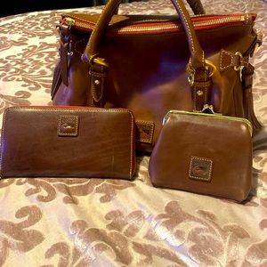 Dooney Bourke